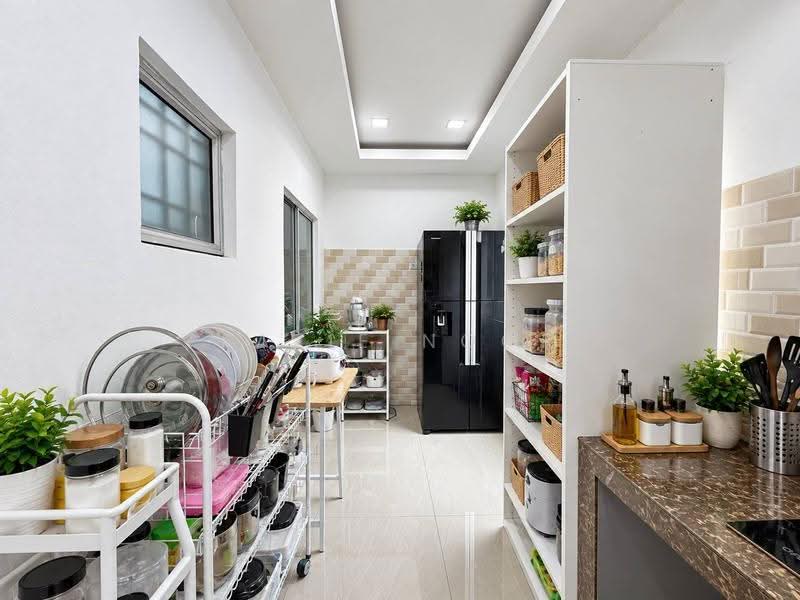 2-storey Terraced House for Sale in Kota Emerald (Rawang) - Fazie Noor - Kitchen - PropertyGuru.com.my