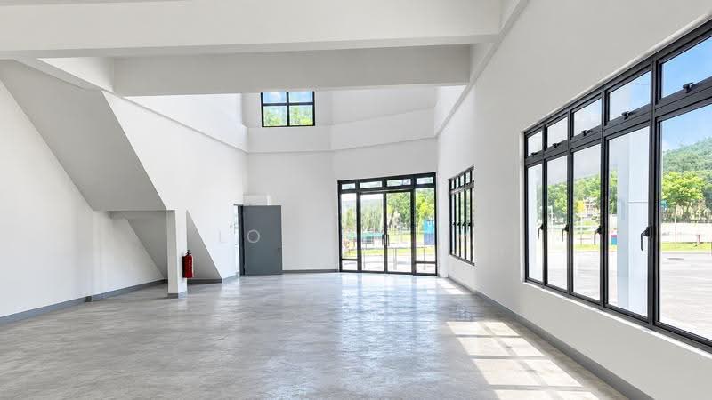 Kedai untuk Disewa di Jenjarom (Selangor) - Louis Lim - Interior - PropertyGuru.com.my