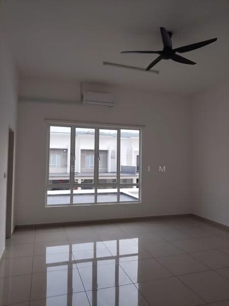 2-storey Terraced House for Rent in Seremban (Negeri Sembilan) - Geoff Lim - Living Room - PropertyGuru.com.my