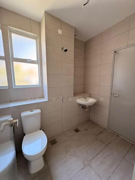 2-storey Terraced House for Sale in Amverton Hills (Sungai Buloh) - Daphne Loh - Bathroom - PropertyGuru.com.my