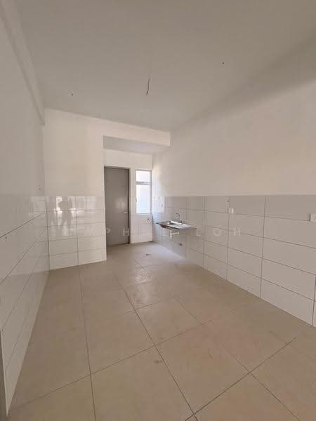 2-storey Terraced House for Sale in Amverton Hills (Sungai Buloh) - Daphne Loh - Kitchen - PropertyGuru.com.my