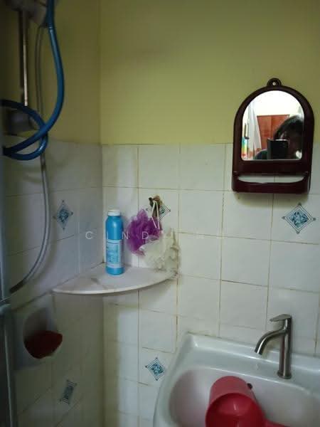 Pangsapuri untuk Disewa di Subang Perdana Goodyear Court 9 - Cindy Ng - Bathroom - PropertyGuru.com.my