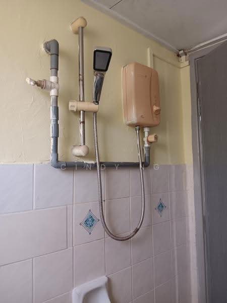 Pangsapuri untuk Disewa di Subang Perdana Goodyear Court 9 - Cindy Ng - Bathroom - PropertyGuru.com.my