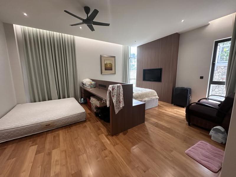 Semi-Detached House for Sale in Desa Parkcity (Kuala Lumpur) - Lucas Toh - Bedroom - PropertyGuru.com.my