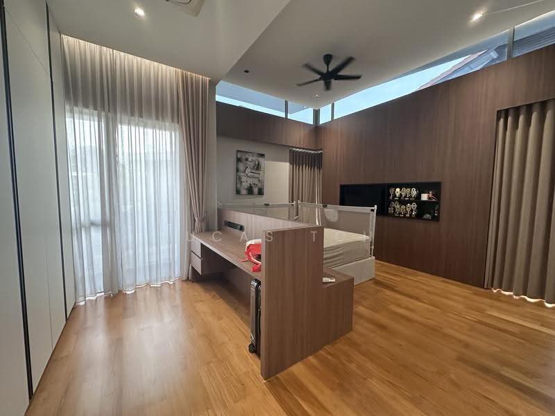 Semi-Detached House for Sale in Desa Parkcity (Kuala Lumpur) - Lucas Toh - Bedroom - PropertyGuru.com.my