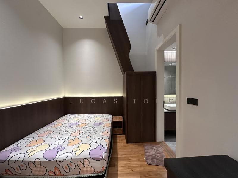 Semi-Detached House for Sale in Desa Parkcity (Kuala Lumpur) - Lucas Toh - Bedroom - PropertyGuru.com.my