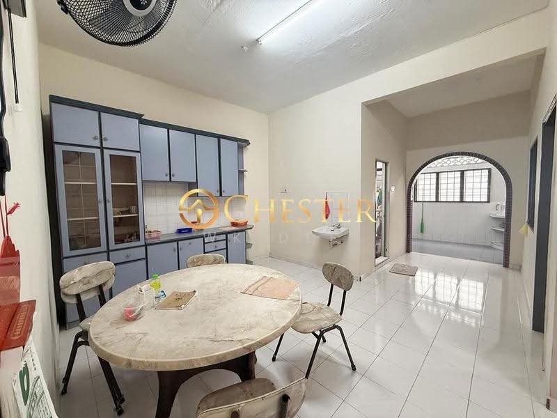 2-storey Terraced House for Sale in Taman Makmur (Batu Pahat) - WK Dee - PropertyGuru.com.my