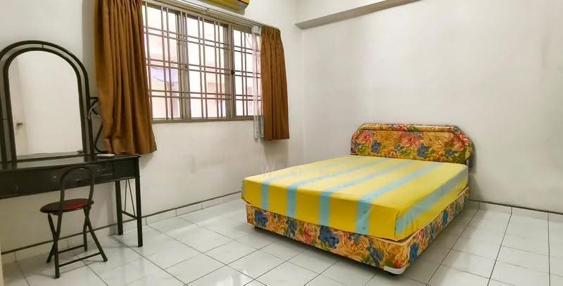 Condominium for Sale at Ridzuan Condominium - CS Wong - Bedroom - PropertyGuru.com.my