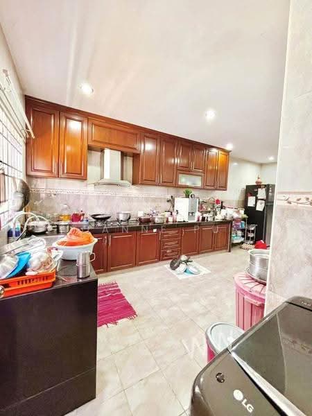 Rumah Teres 2-Tingkat untuk Dijual di Bandar Bukit Tinggi 2 (Klang) - Joanne Pua - Kitchen - PropertyGuru.com.my