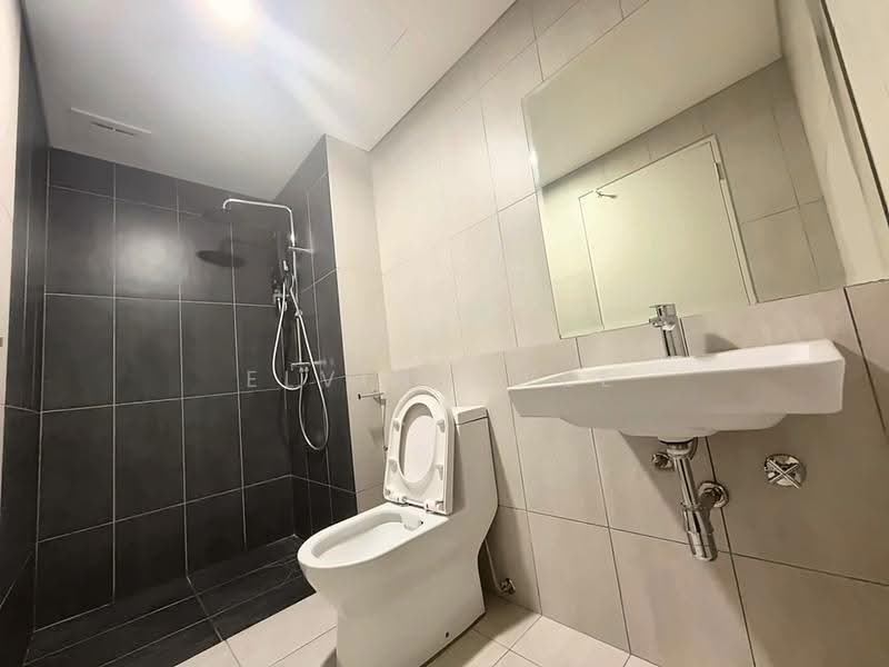 Condominium for Rent at Teja @ Subang Jaya City Centre (SJCC) - Elvin Gwee - Bathroom - PropertyGuru.com.my