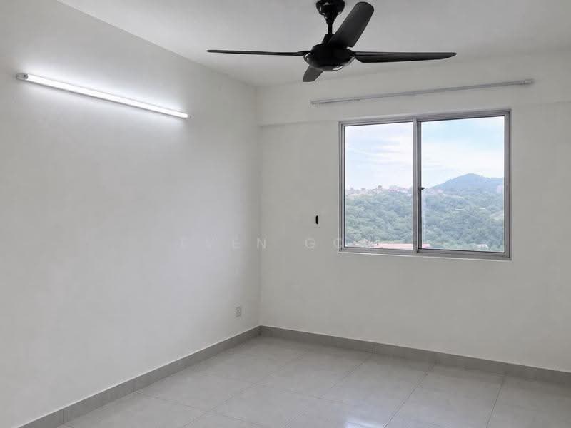 Apartment for Sale at Centrio Avenue - Even Goh - Second Bedroom - PropertyGuru.com.my