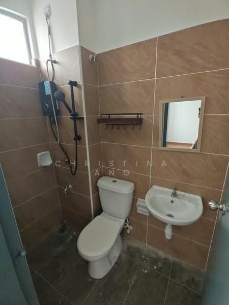 2-storey Terraced House for Sale in Bandar Dato Onn (Tebrau) - Christina Ang - Bathroom - PropertyGuru.com.my