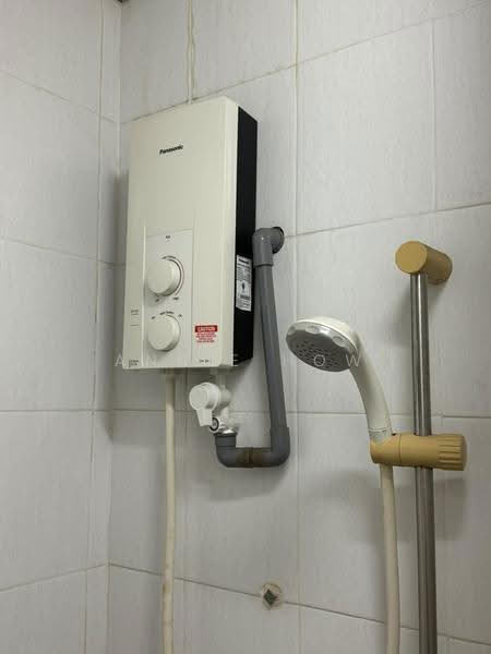 Kondominium untuk Dijual di Platinum Lake PV 12 - Annie How - Bathroom - PropertyGuru.com.my