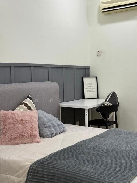 Condominium for Rent at Royal Domain Sri Putramas 2 - Abigail Tee - Bedroom - PropertyGuru.com.my
