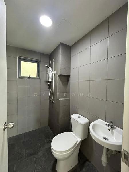 Kondominium untuk Disewa di Sky Awani Residensi 3 - CK Teong - Bathroom - PropertyGuru.com.my