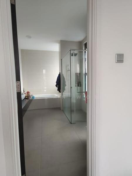 2-storey Terraced House for Rent in Permas Jaya (Johor) - Jordan Wong - Bathroom - PropertyGuru.com.my