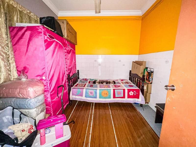 Rumah Banglo untuk Dijual di Bandar Rinching (Semenyih) - Izzat Zamros - Bedroom - PropertyGuru.com.my