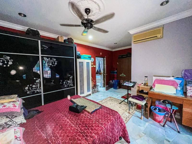 Rumah Banglo untuk Dijual di Bandar Rinching (Semenyih) - Izzat Zamros - Bedroom - PropertyGuru.com.my