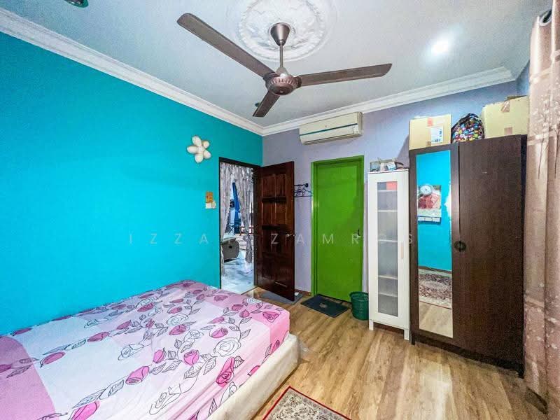Rumah Banglo untuk Dijual di Bandar Rinching (Semenyih) - Izzat Zamros - PropertyGuru.com.my