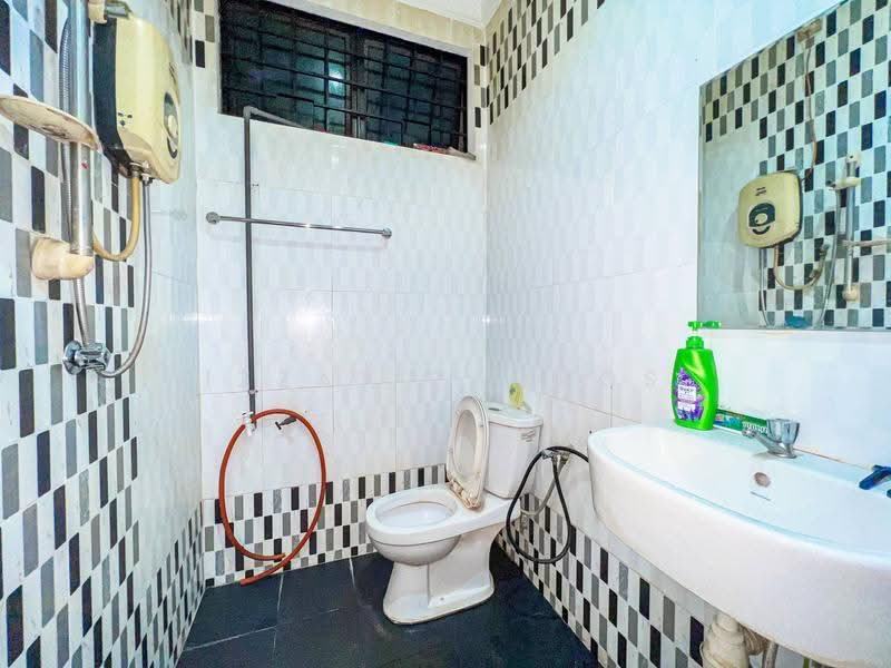 Rumah Banglo untuk Dijual di Bandar Rinching (Semenyih) - Izzat Zamros - PropertyGuru.com.my