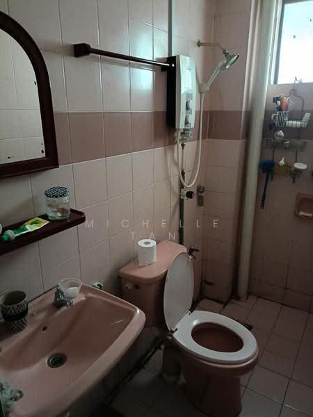 Condominium for Sale at Seri Mas Condominium - Michelle Tan - Bathroom - PropertyGuru.com.my