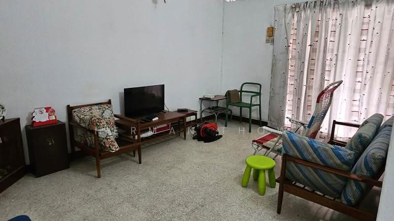1-storey Terraced House for Sale in SS3 (Petaling Jaya) - Herman Thow - Living Room - PropertyGuru.com.my