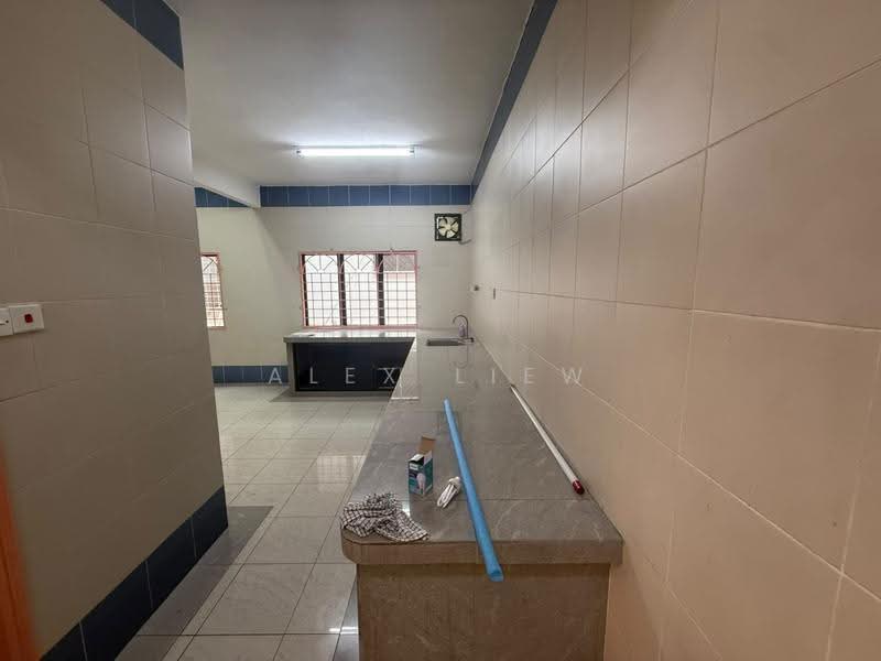 2-storey Terraced House for Sale in Kampung Batu Muda (Batu Caves) - Alex Liew - Kitchen - PropertyGuru.com.my