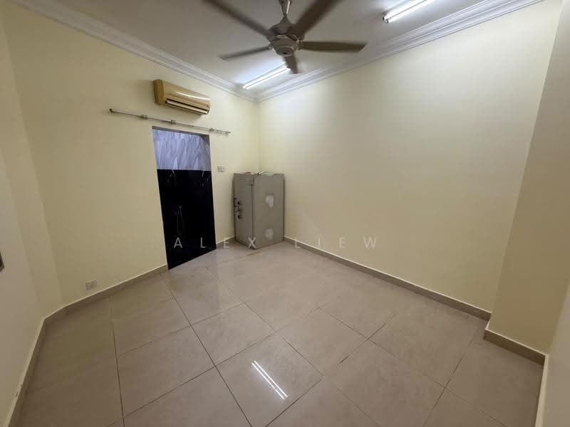 2-storey Terraced House for Sale in Kampung Batu Muda (Batu Caves) - Alex Liew - Interior - PropertyGuru.com.my