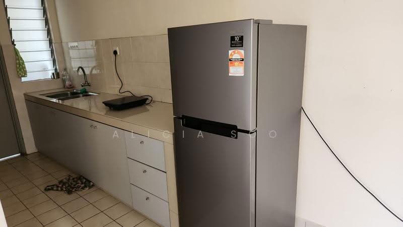Apartment for Rent at Pangsapuri Danau Bayu - Alicia Soo - Kitchen - PropertyGuru.com.my