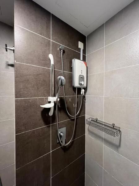 Service Residence for Rent at Pinnacle Petaling Jaya - Jing Xiong Lim - Bathroom - PropertyGuru.com.my