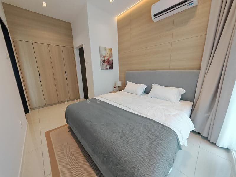 Kondominium untuk Dijual di Eight & Eight Condominium - Joseph Tan - Bedroom - PropertyGuru.com.my