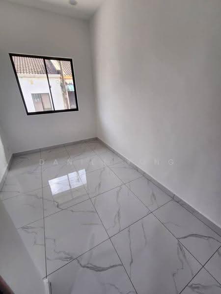 1-storey Terraced House for Sale in Bandar Seri Alam (Masai) - Daniel Yong - PropertyGuru.com.my