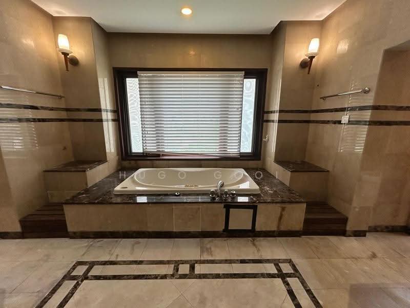 Rumah Banglo untuk Dijual di KLCC (KL City Centre) - Hugo Gooi - Bathroom - PropertyGuru.com.my