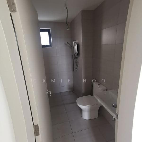 Kediaman Servis untuk Disewa di Residensi Ava @ Kiara Bay - Camie Hoo - Bathroom - PropertyGuru.com.my