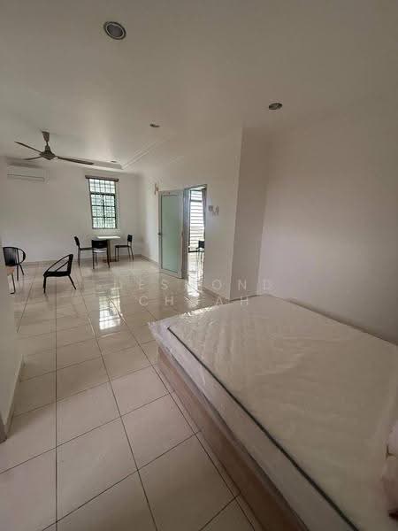 2-storey Terraced House for Rent in Bayan Lepas (Penang) - Desmond Chuah - Living Room - PropertyGuru.com.my