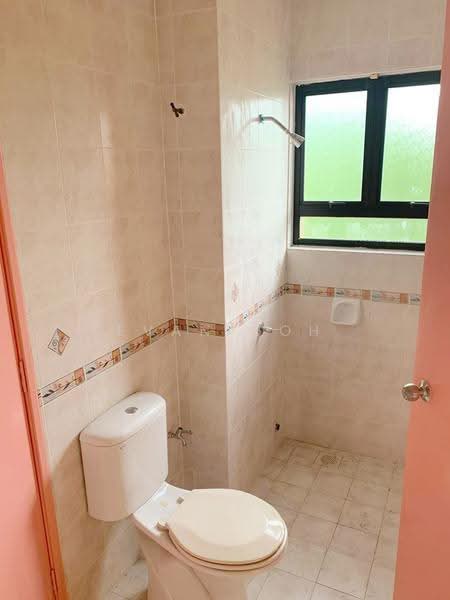 Semi-Detached House for Sale in Taman Mutiara Indah (Puchong) - Evan Goh - Bathroom - PropertyGuru.com.my