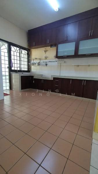 2-storey Terraced House for Sale in Taman Putra Prima (Puchong) - Jing Xiong Lim - Kitchen - PropertyGuru.com.my