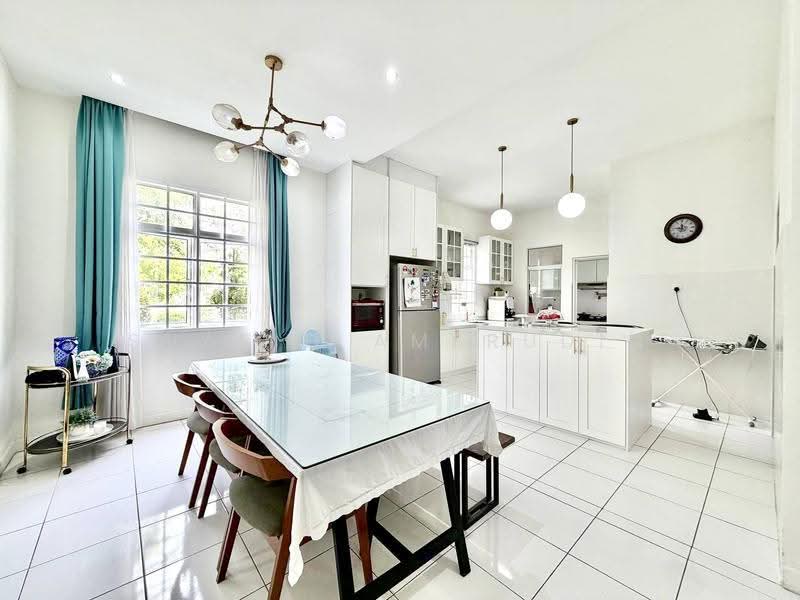 2-storey Terraced House for Sale in Bandar Baru Enstek (Bandar Enstek) - Shafiq Amerudin - Kitchen - PropertyGuru.com.my