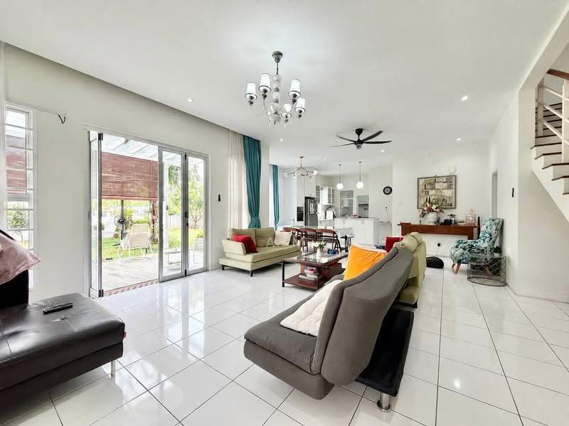 2-storey Terraced House for Sale in Bandar Baru Enstek (Bandar Enstek) - Shafiq Amerudin - Living Room - PropertyGuru.com.my