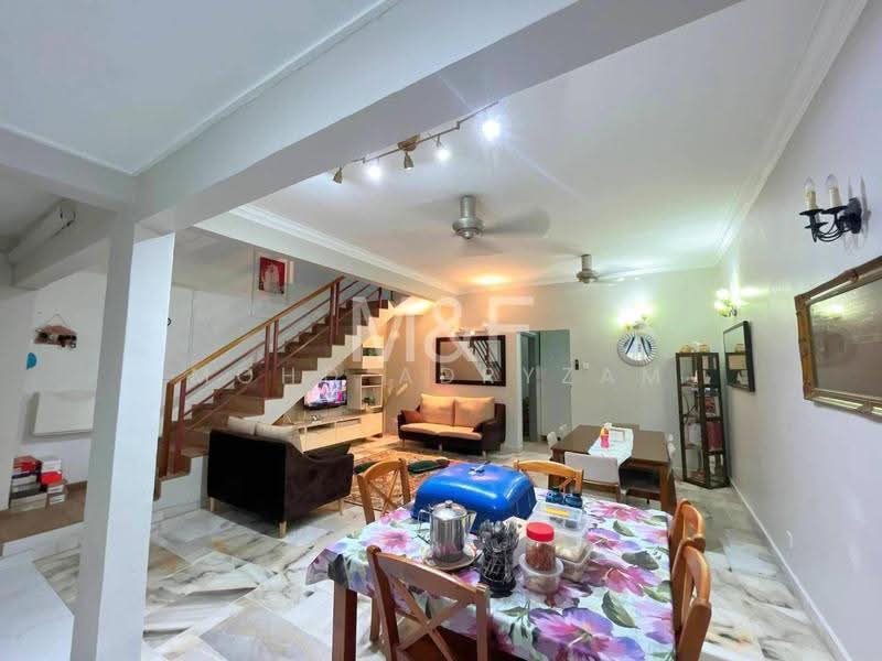 Rumah Teres 2-Tingkat untuk Dijual di Taman TTDI Jaya (Shah Alam) - Mohd Adryzam - PropertyGuru.com.my