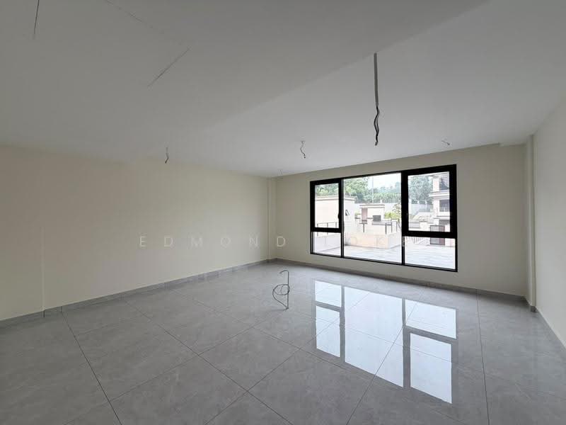 Rumah Banglo untuk Dijual di Taman Tunku (Bukit Tunku (Kenny Hills)) - Edmond Loke - Living Room - PropertyGuru.com.my