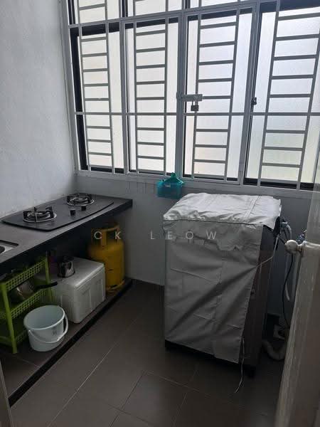 Service Residence for Rent at Jentayu Residensi @ Tampoi - Ck Leow - Kitchen - PropertyGuru.com.my