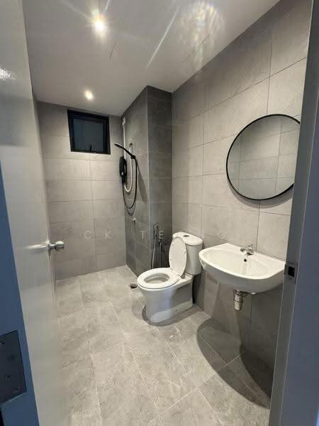 Kondominium untuk Disewa di M Astra - CK Teong - Bathroom - PropertyGuru.com.my