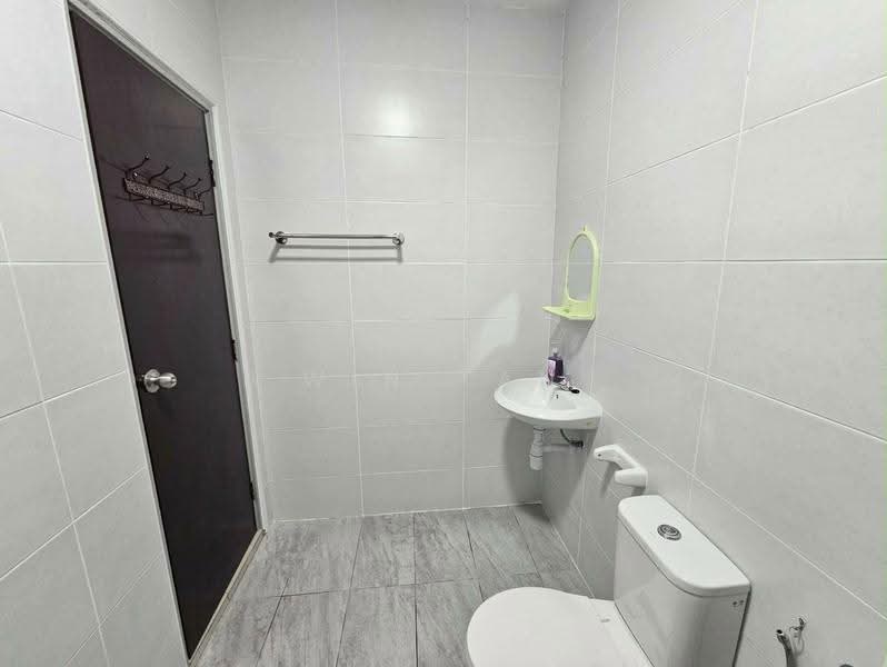 Condominium for Rent at KSL Residence 2 @ Kangkar Tebrau - Win Tan - Bathroom - PropertyGuru.com.my