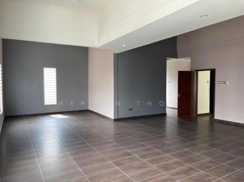 Bungalow House for Sale in Taman Bukit Meringin (Kajang) - Herman Thow - Living Room - PropertyGuru.com.my