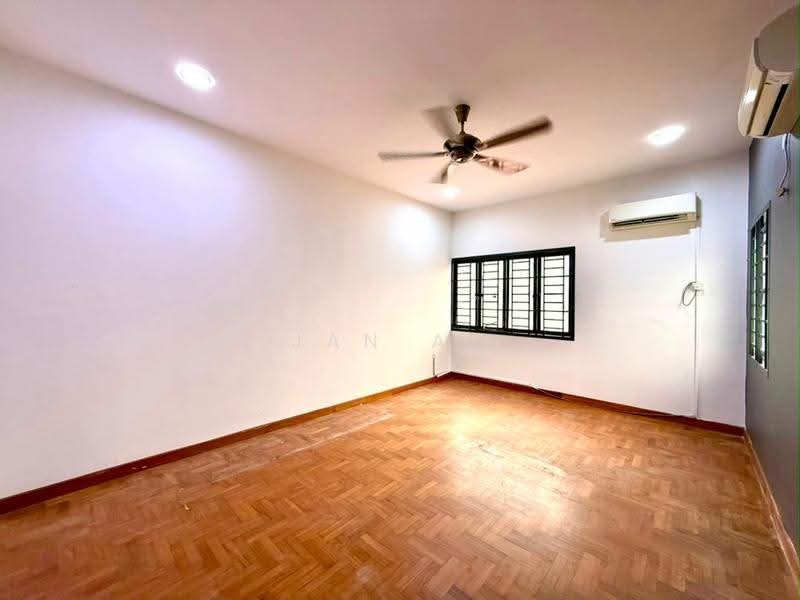 Semi-Detached House for Sale in Taman Ponderosa (Johor Bahru) - JAN AU - Interior - PropertyGuru.com.my