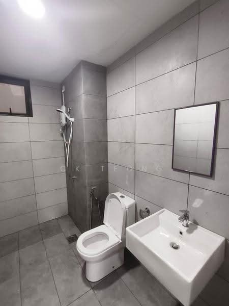 Kondominium untuk Disewa di M Astra - CK Teong - Bathroom - PropertyGuru.com.my