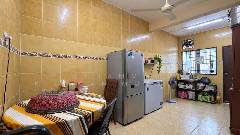 2-storey Terraced House for Sale in Rawang (Selangor) - Muhammad Ridhwan Mohd Huzairi - Kitchen - PropertyGuru.com.my