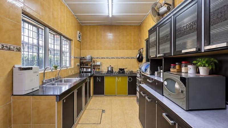 2-storey Terraced House for Sale in Rawang (Selangor) - Muhammad Ridhwan Mohd Huzairi - Kitchen - PropertyGuru.com.my