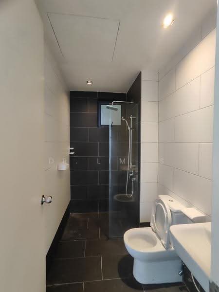 Service Residence for Sale at Univ 360 Place - Dr. Lim CS - Bathroom - PropertyGuru.com.my